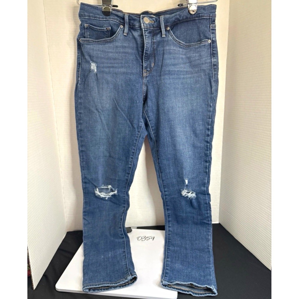 Levi's Women's 31 Skinny Mid Rise Medium Wash Blue Distressed 5-Pocket Jeans